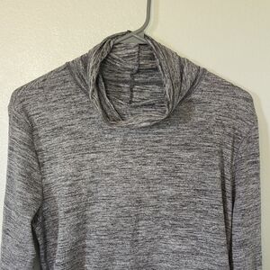 Nike | Dri Fit Gray Turtleneck Long Sleeve Shirt Size Medium
